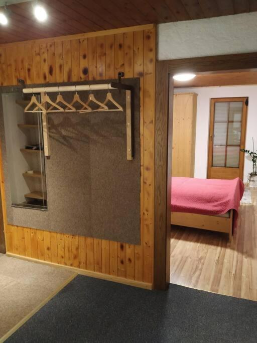 Upcycling Appartement Fischl - Nachhaltig Und Kreativ Wohnen Fuer Gross Und Klein Jenbach Exterior photo