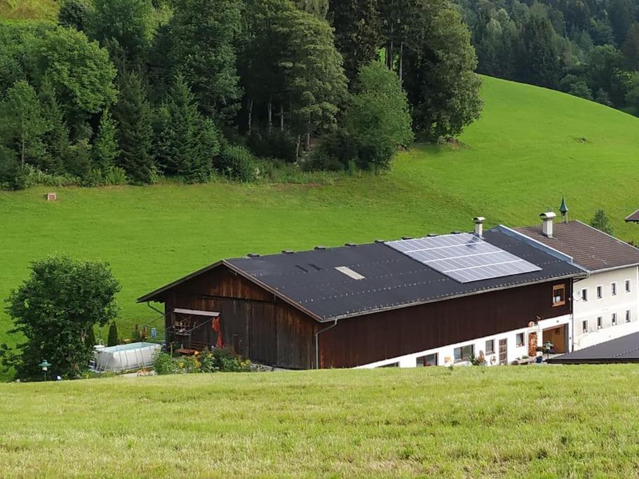 Upcycling Appartement Fischl - Nachhaltig Und Kreativ Wohnen Fuer Gross Und Klein Jenbach Exterior photo