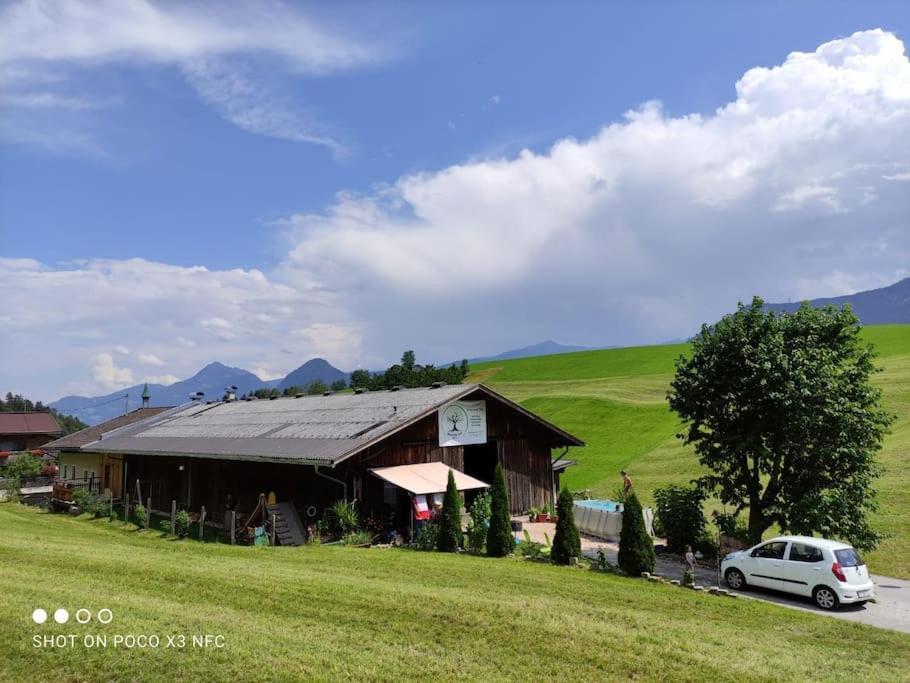 Upcycling Appartement Fischl - Nachhaltig Und Kreativ Wohnen Fuer Gross Und Klein Jenbach Exterior photo