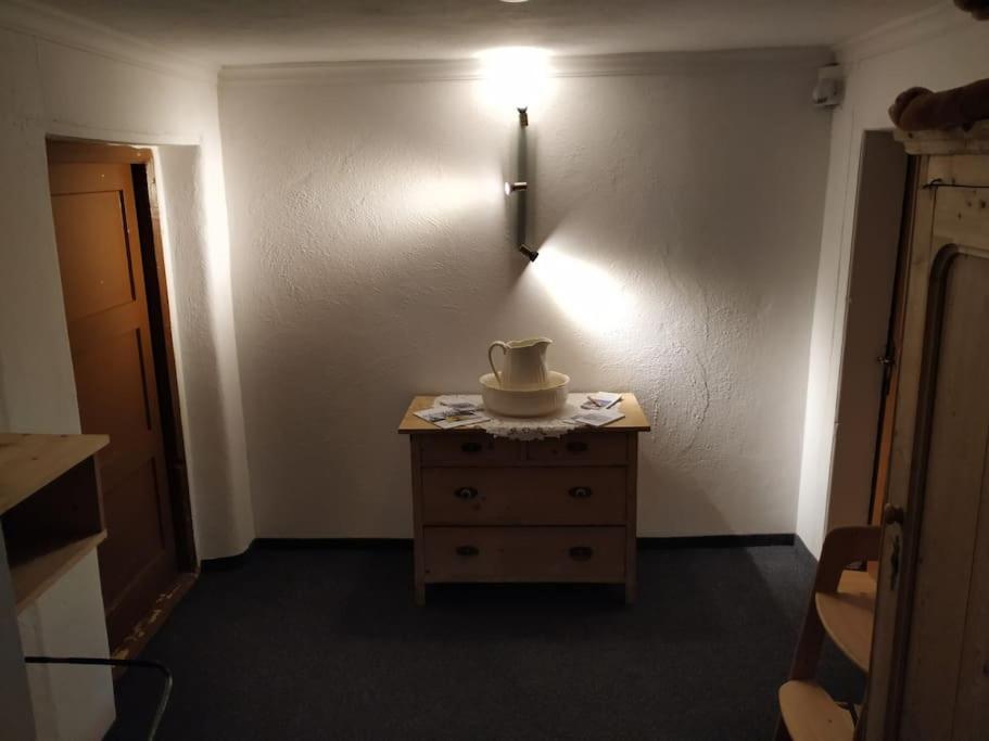 Upcycling Appartement Fischl - Nachhaltig Und Kreativ Wohnen Fuer Gross Und Klein Jenbach Exterior photo