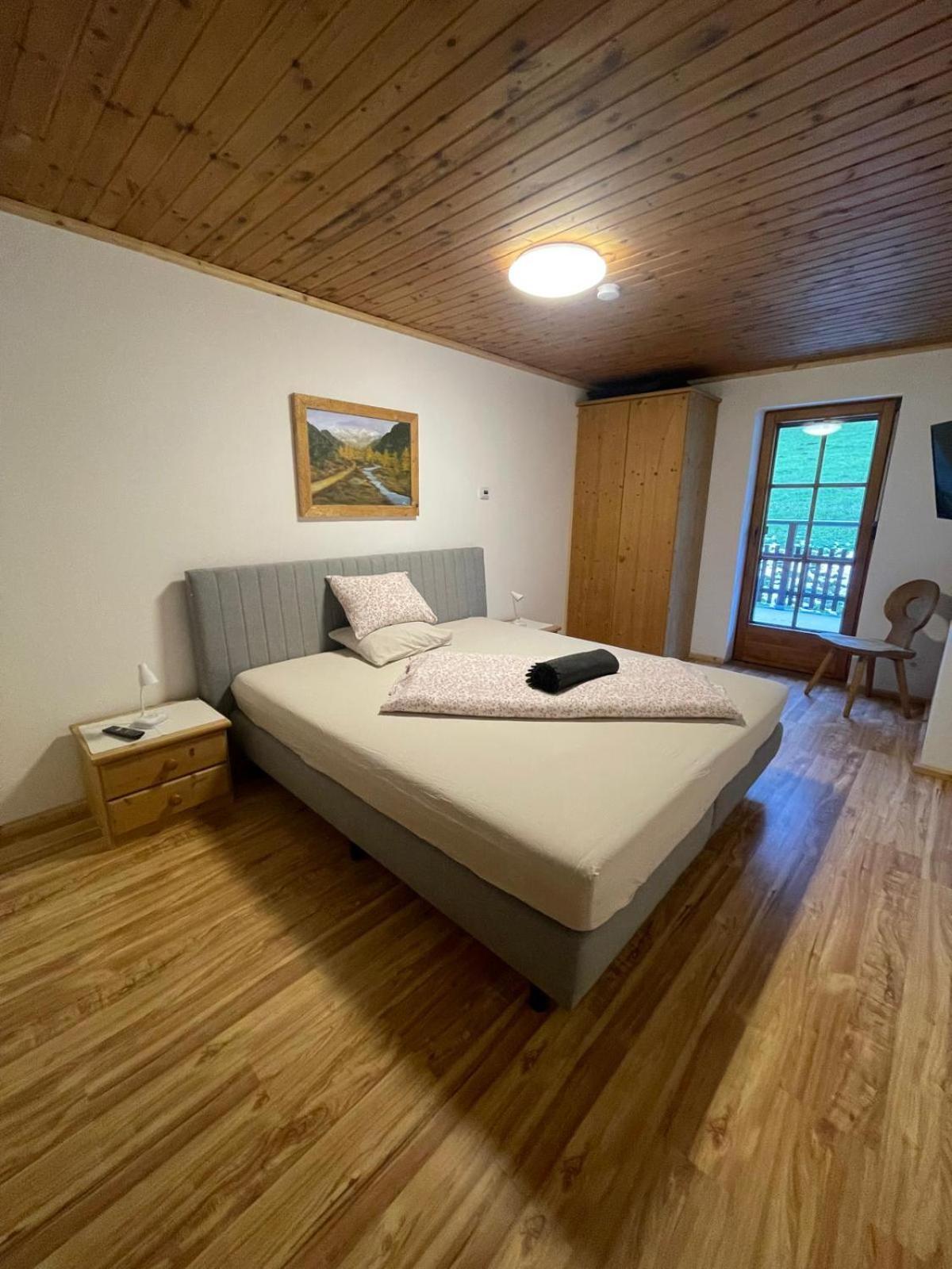 Upcycling Appartement Fischl - Nachhaltig Und Kreativ Wohnen Fuer Gross Und Klein Jenbach Exterior photo